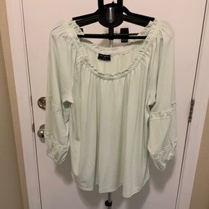 Lane Bryant Peasant top 18/20 Off the Shoulder